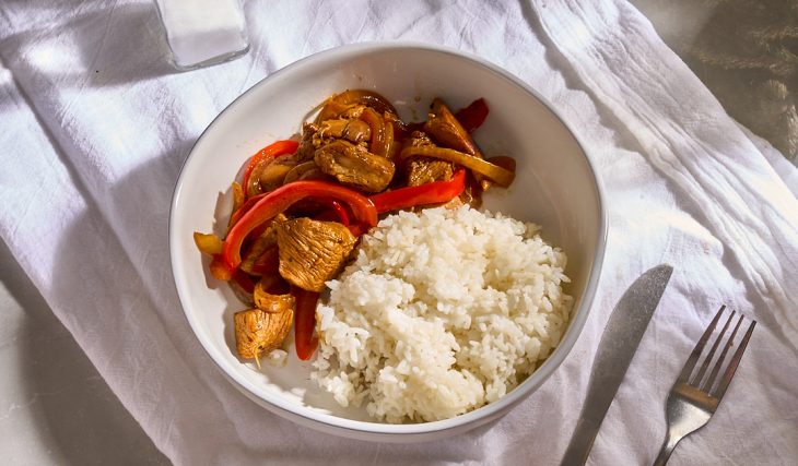 Chicken Pepper Onion Bowl